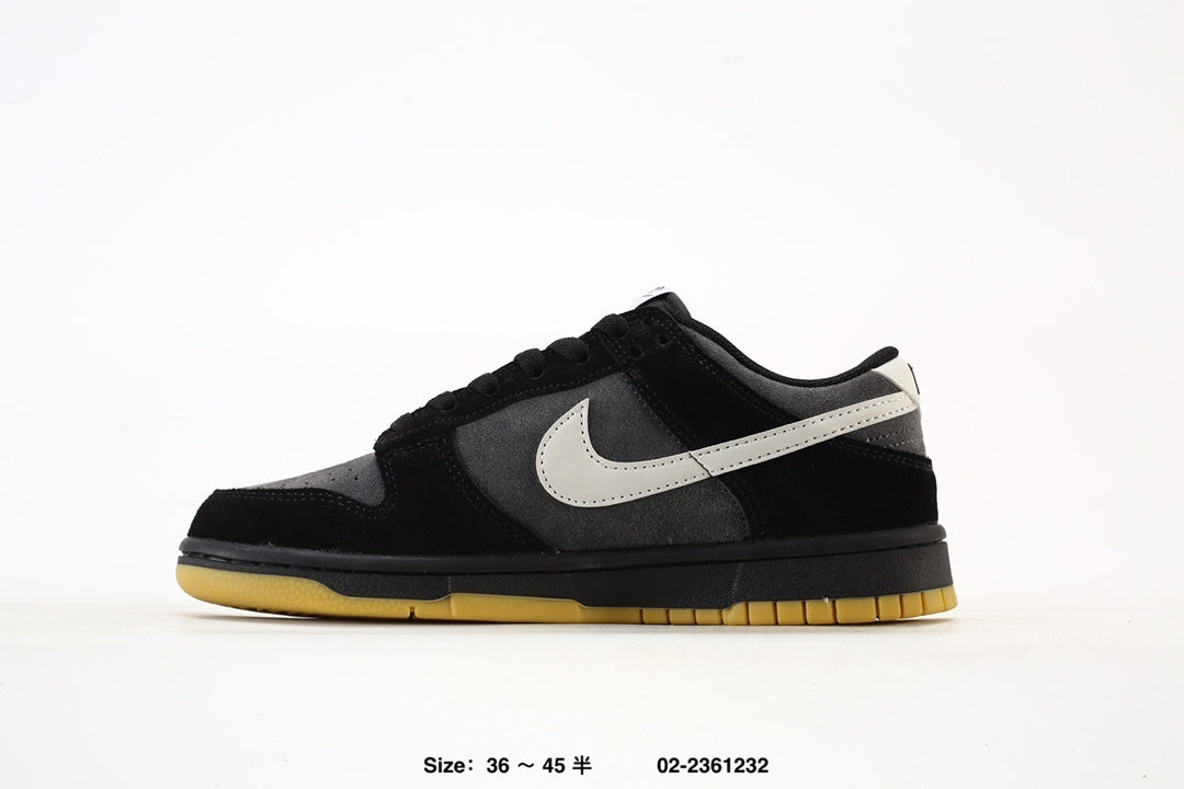 NIKE DUNK LOW SE "BLACK/GREY/GUM" SNEAKERS