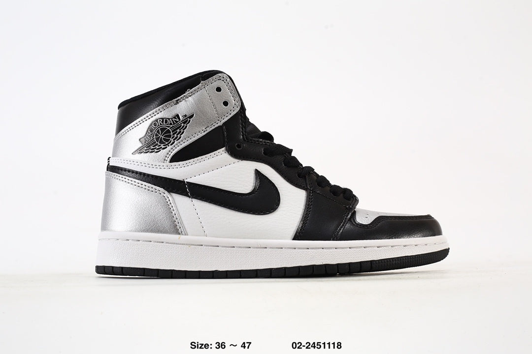 AIR JORDAN 1 RETRO HIGH OG "SILVER TOE" SNEAKERS