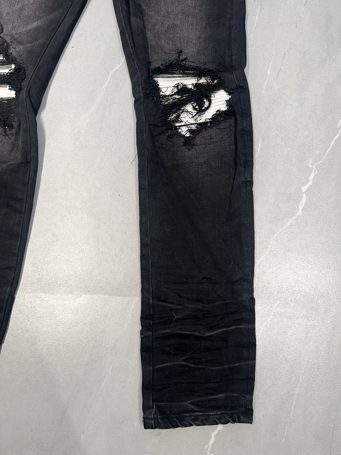 AMIRI MX1 SKINNY JEANS