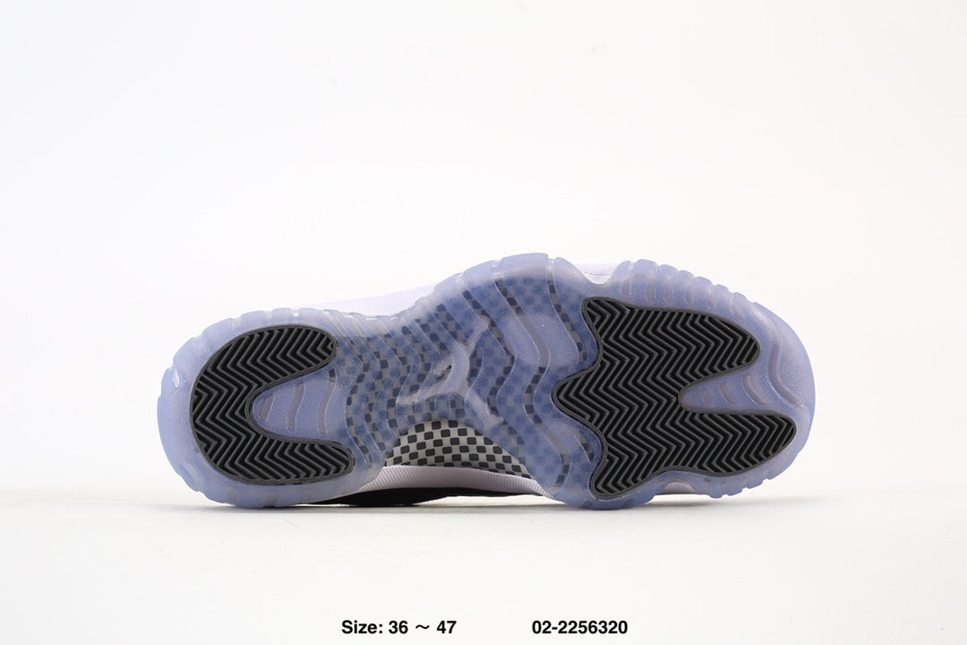 JORDAN 11 RETRO LOW COOL GREY